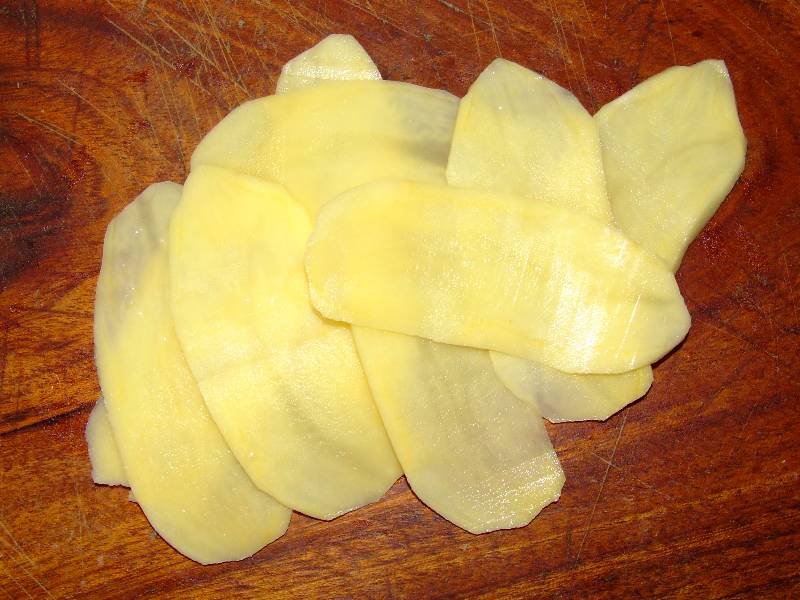 fines tranches de pommes de terre